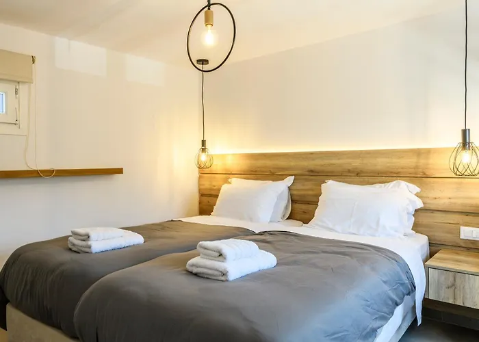 Sea Rock & Sky Private Mykonos מלון דירות Merchia Beach