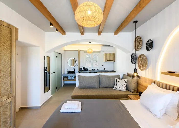 Sea Rock & Sky Private Mykonos מלון דירות Merchia Beach