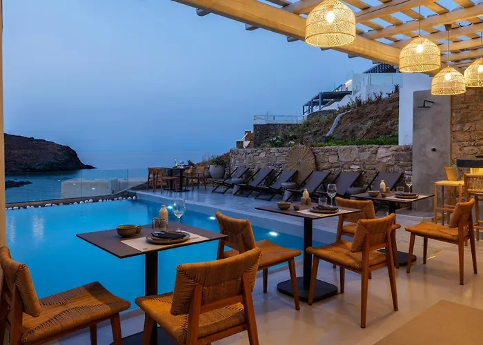 Sea Rock & Sky Private Mykonos מלון דירות