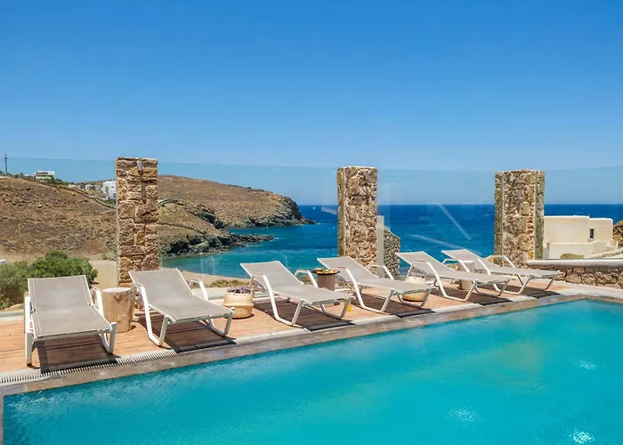 Sea Rock & Sky Private Mykonos מלון דירות