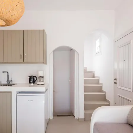 Sea Rock & Sky Private Mykonos Aparthotel 4*