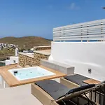 Sea Rock & Sky Private Mykonos Lägenhetshotell 4*